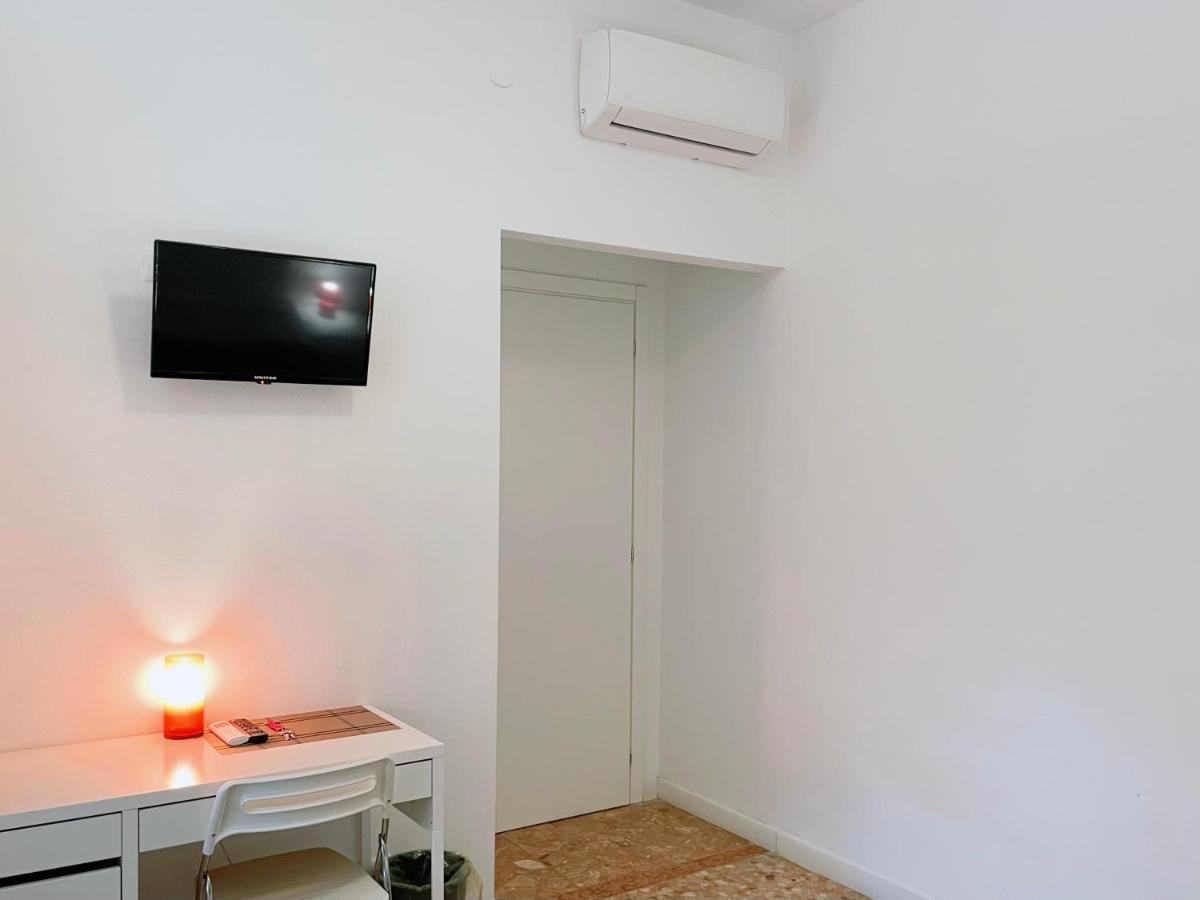 Confortini Rooms Sunday 维罗纳 外观 照片